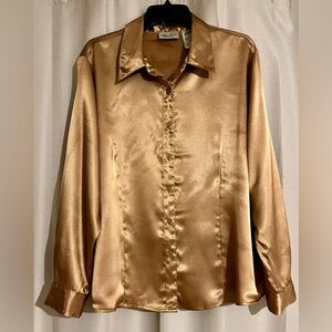Kathie Lee Woman Olympic Gold Satin Blouse – Size 18W/20W